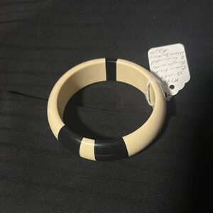 Chic Black and Cream Lucite Bangle Bracelet